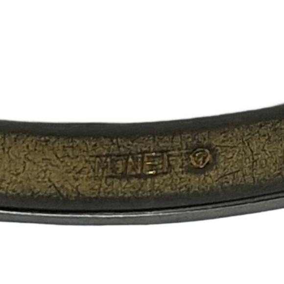 Vintage 1980s Monet Gold-Tone Textured Bangle Bracelet - Picture 6 of 6